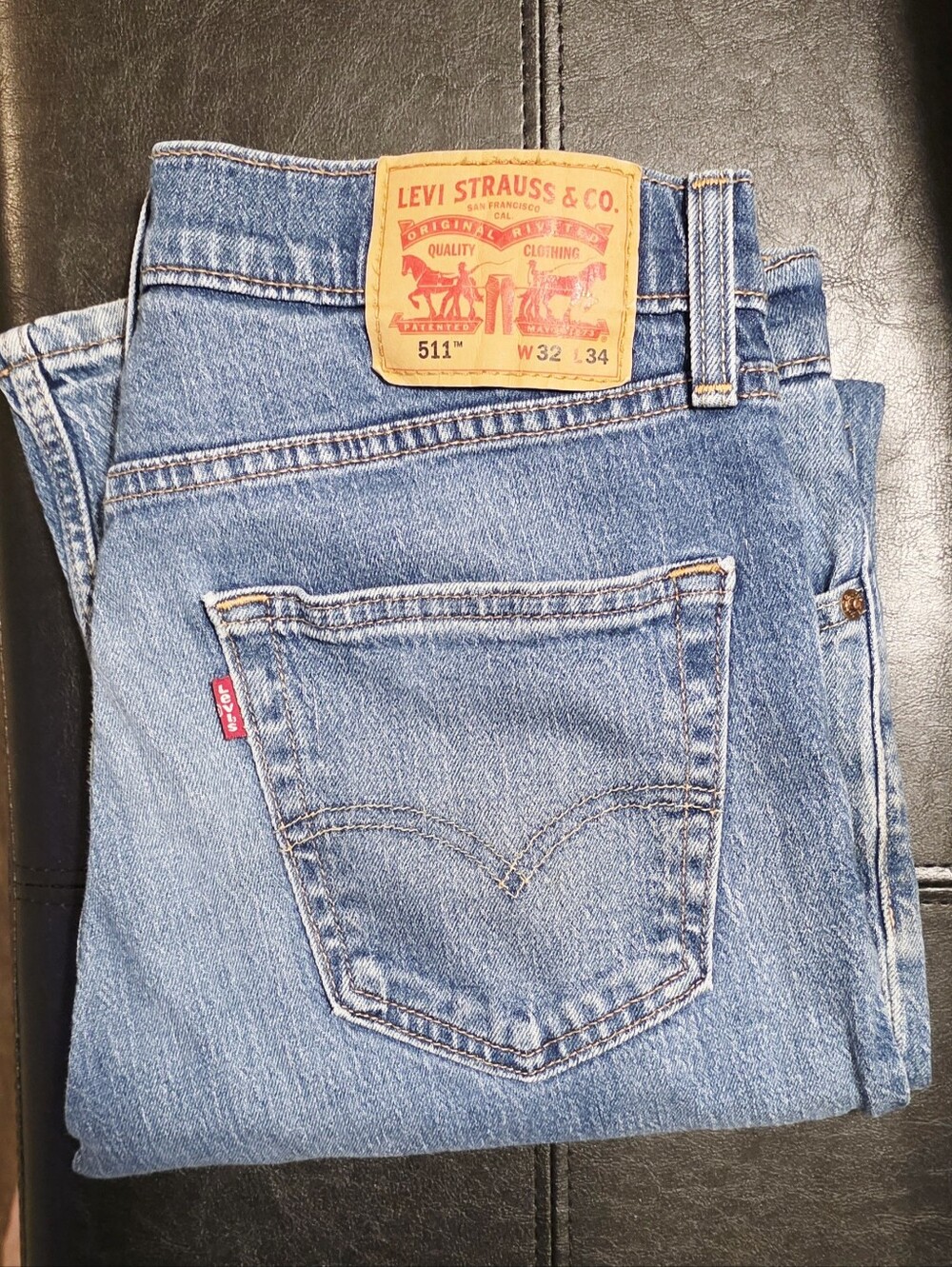 Levi's 511 Slim Straight Jeans - Size 32x34